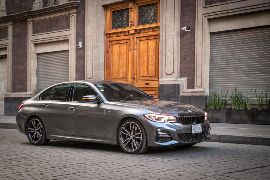  BMW 330i M Sport (G20) 2019 года  (MX) (фото 1 из 18)